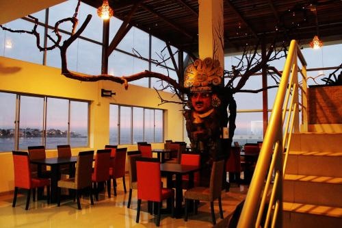 Mochican Palace Hotel