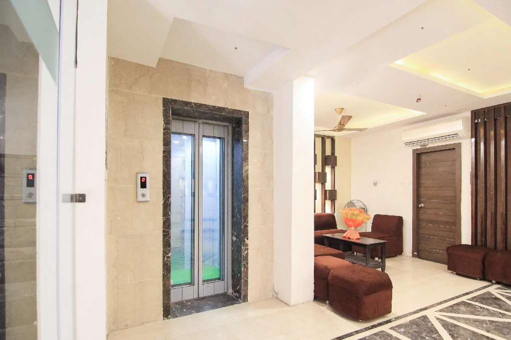 OYO 14767 Welcome Inn