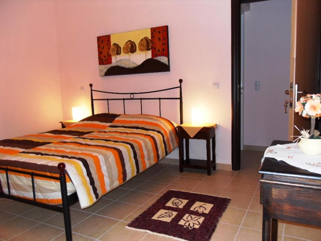 Omorfi Poli Holiday Apartment