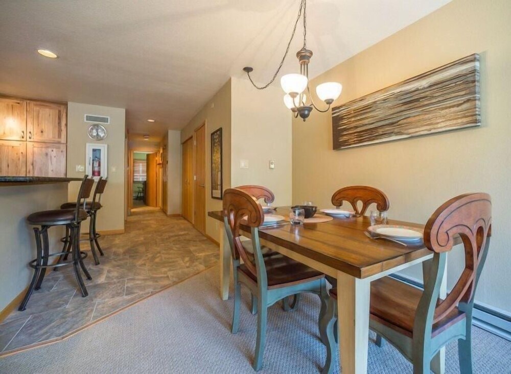Liftside Condominium 1 Bedroom Apartment by Key to the Rockies
