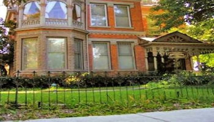 The Anniversary Inn - South Temple