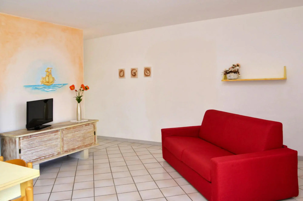 Apartment in Cannigione Near Beaches