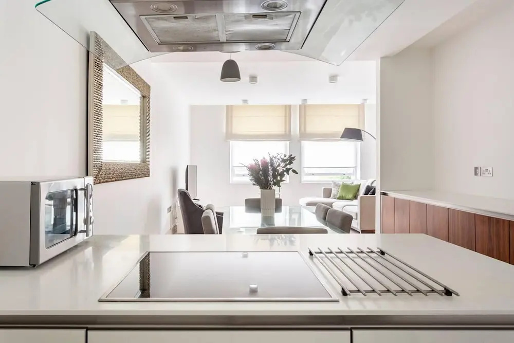Central London - 2 Beds - Sleeps 4 - Lift
