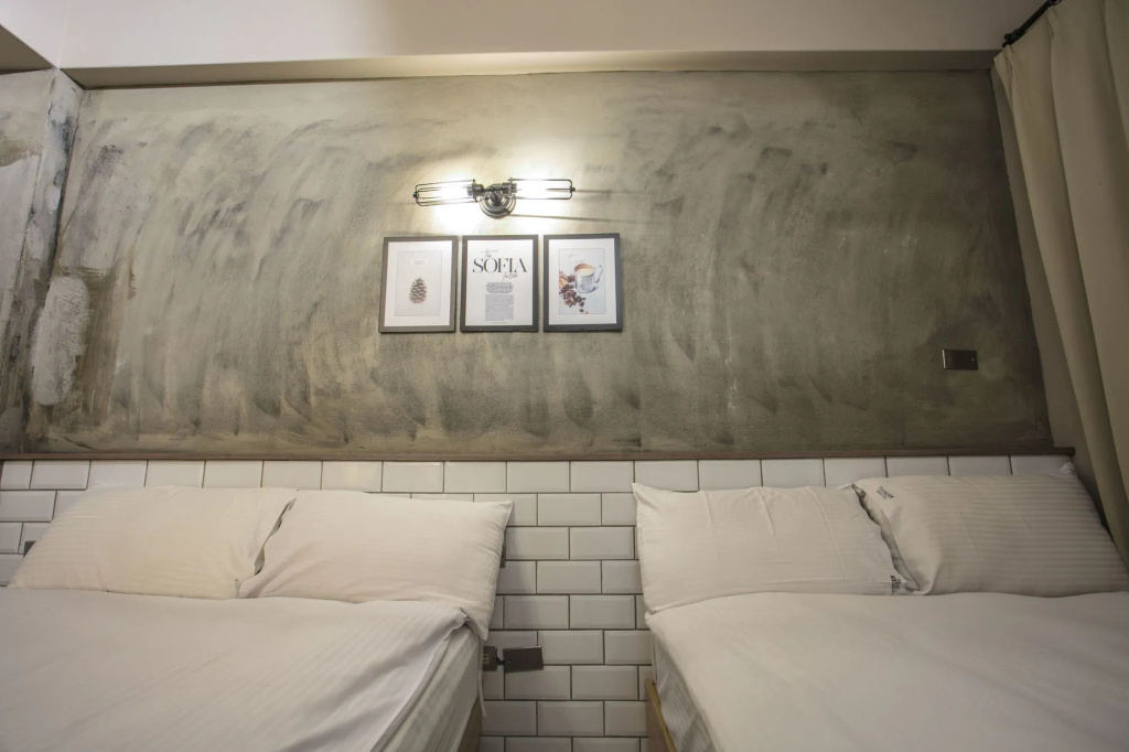Tomer Hostel