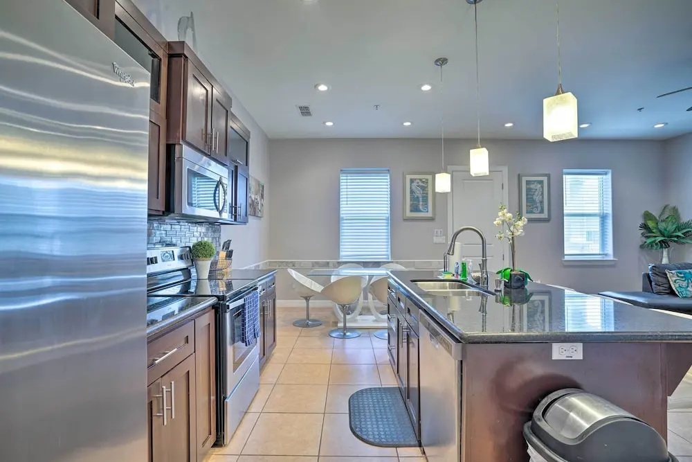 Updated Fiesta Isles Condo w/ Bay Views & Pool!