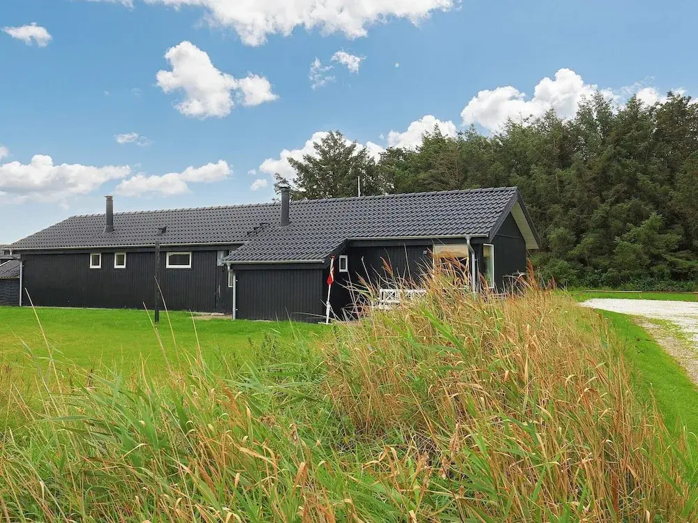 Sprawling Holiday Home in Løkken near Sea