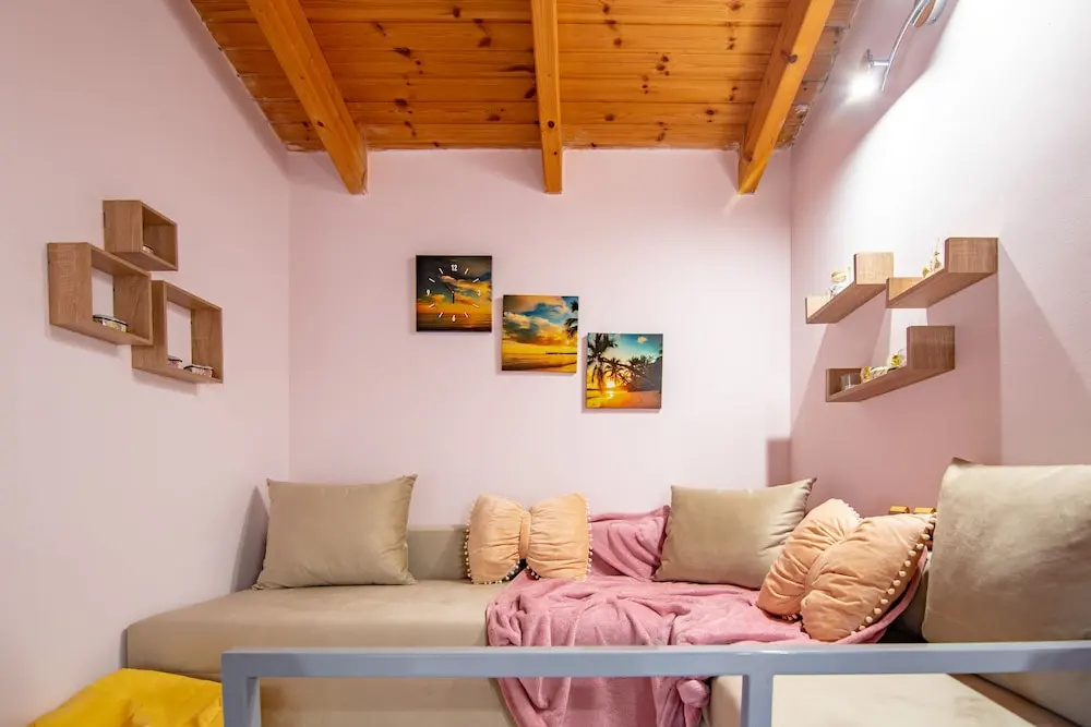 Evelynn Apartment Airport by Airstay