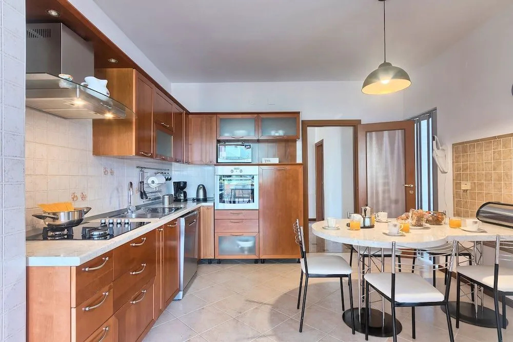 Apartment 1564