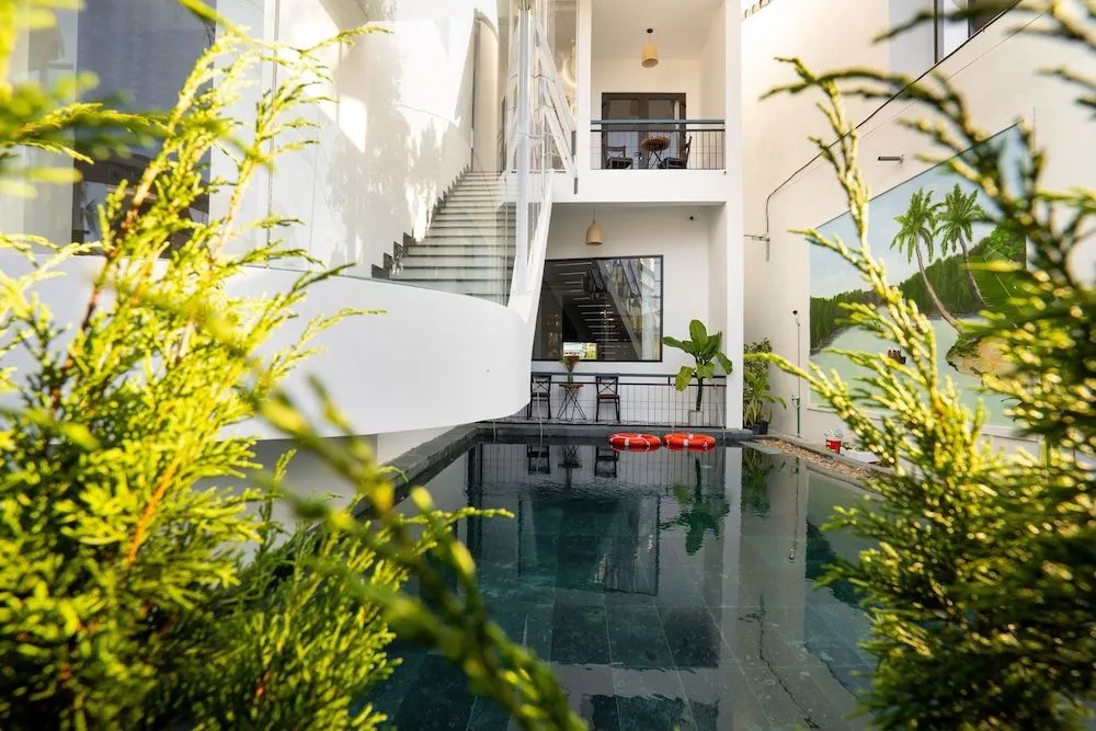 5 Coconut Villa