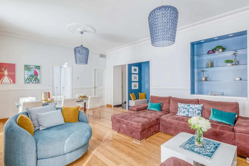 Luxury 2BR Apartment Near Le Vieux and Croisette