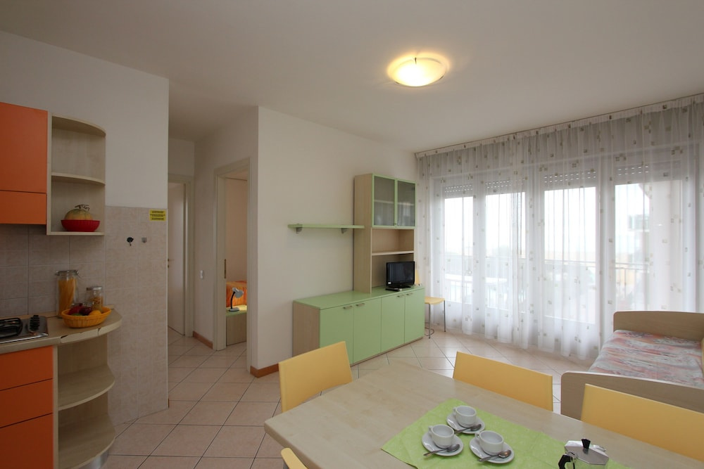 Bright Apartment With sea View