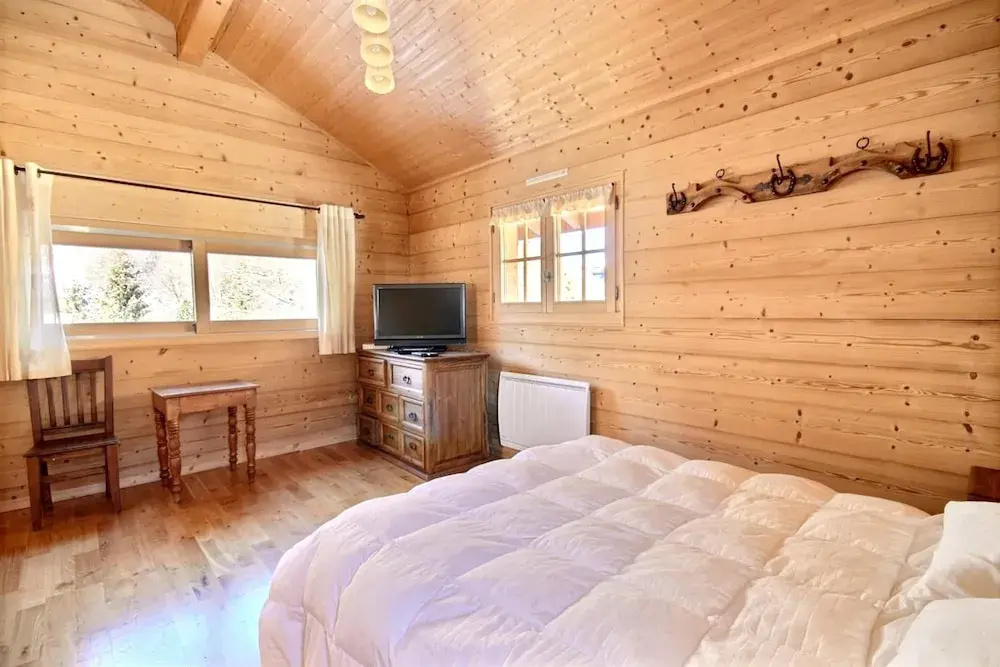 Chalet With 5 Bedrooms in St Jean D'aulps, With Wonderful Mountain Vie