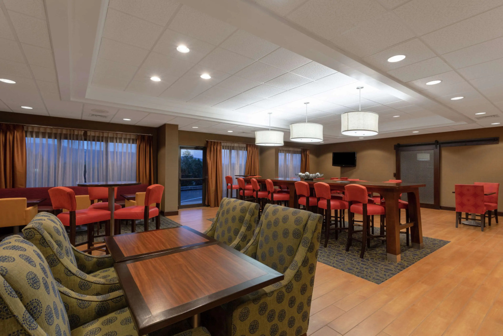 Hampton Inn Bedford