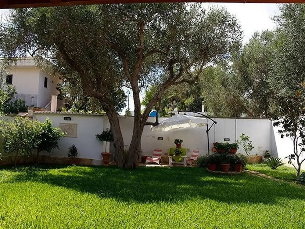 Holiday Villa Close to the Sea, With Garden and Parking Space in Torre Specchia