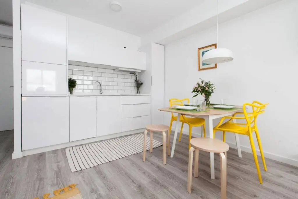 Pop Art, Apartamento Molviedro 304