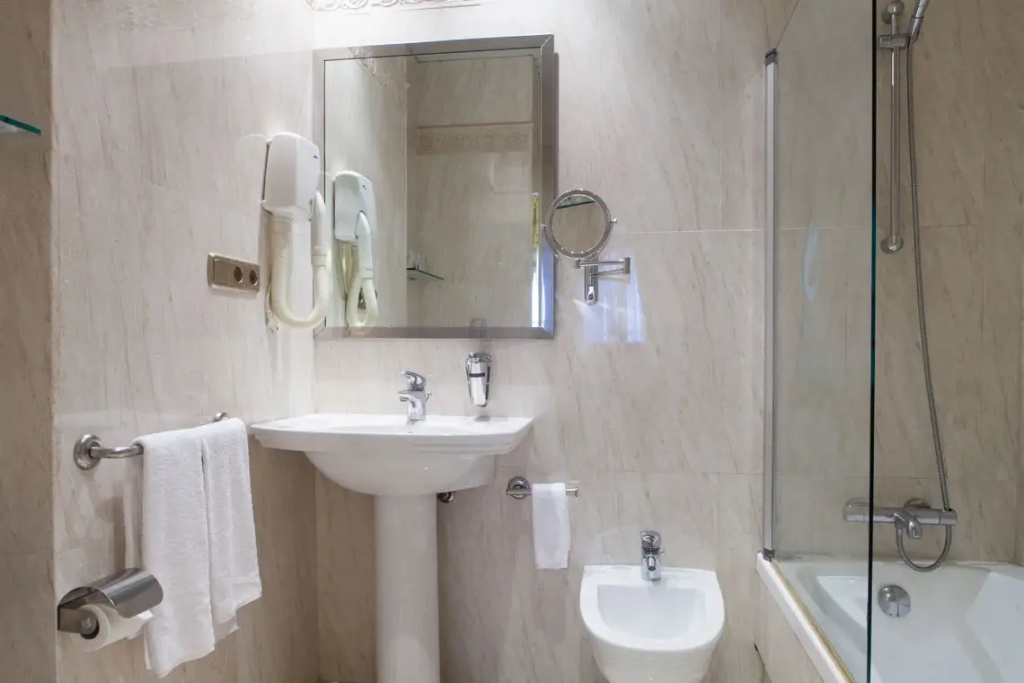 Hotel Cervantes