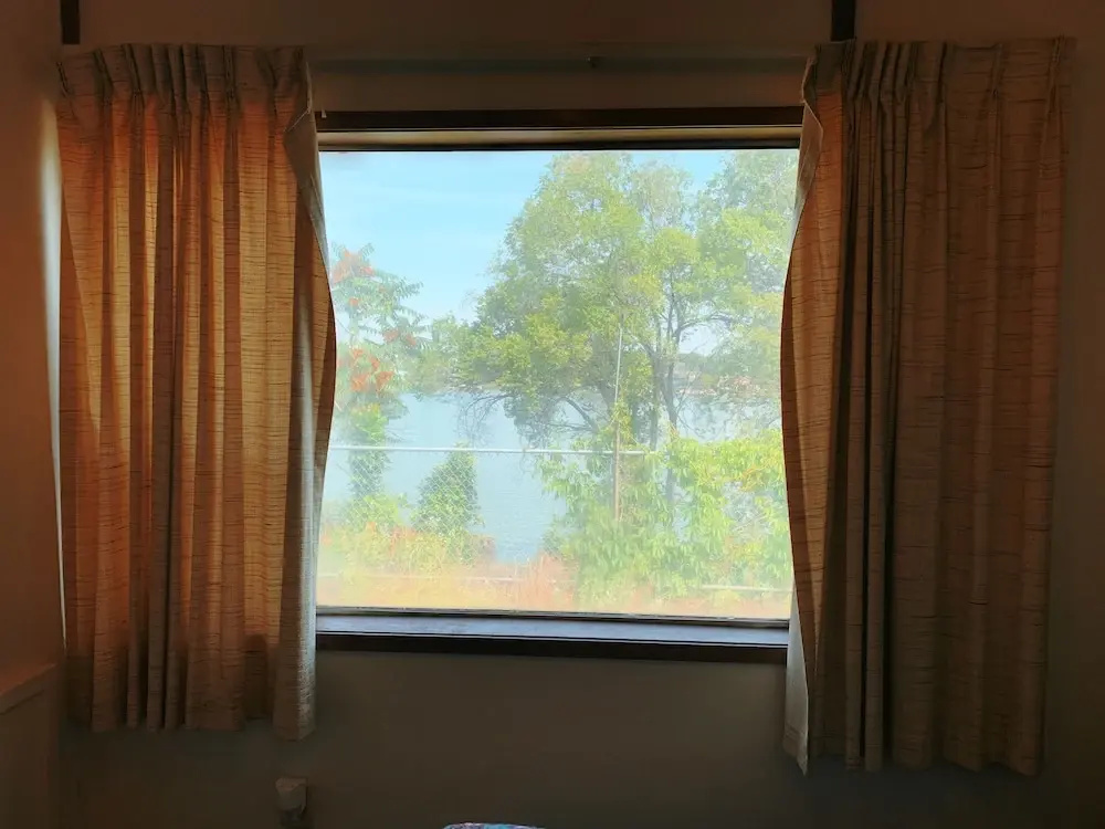 Lakeside Motel