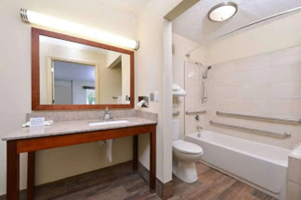 SureStay Hotel by Best Western Bowling Green North