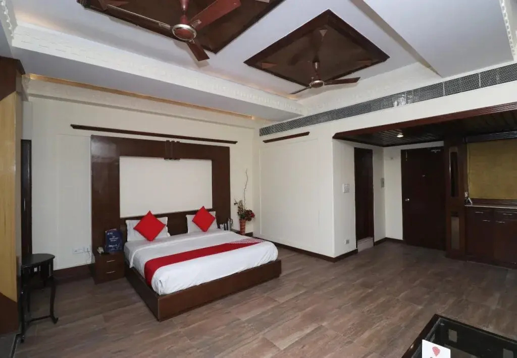Hotel Metro Regency by OYO Rooms
