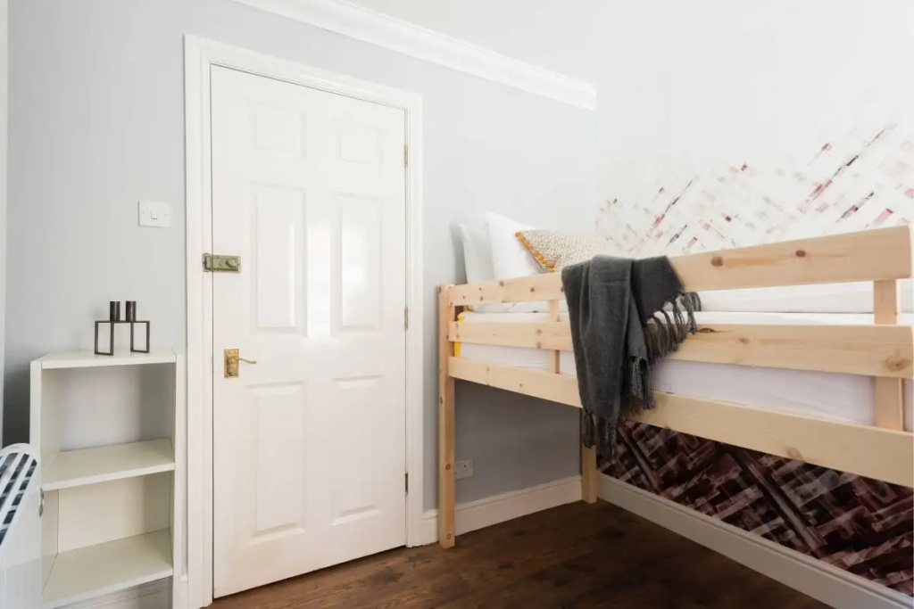 The Historic Gem - Sleek & Central 3BDR Maisonette