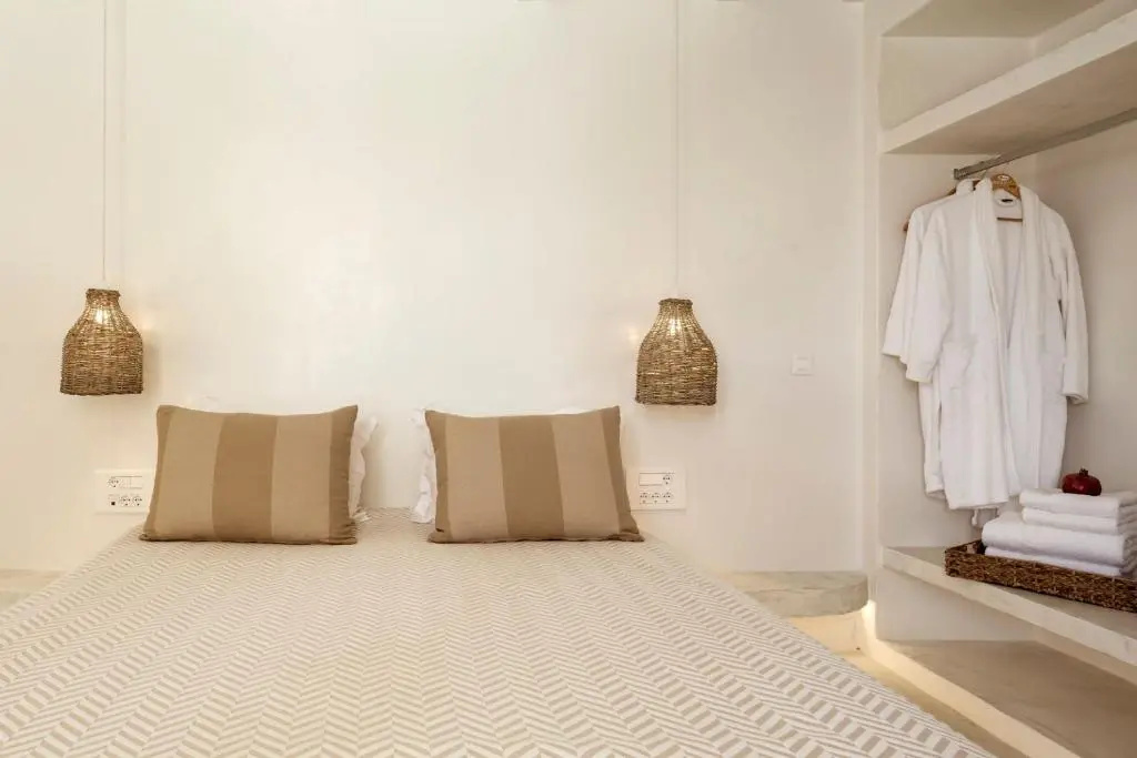 Luxury Naxos Villas Grande Suite Air Conditioning Outdoor Pool