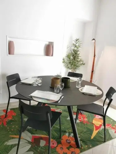 Aston - Appartement Centre Ville Massena