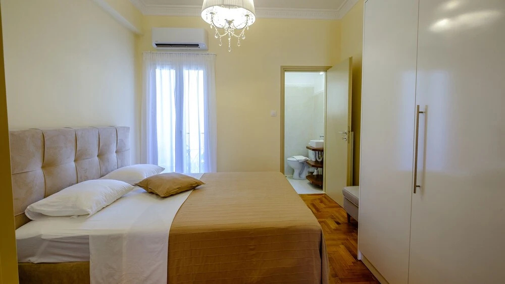 Olala Athens Center 2BR Apartment w/ balcony