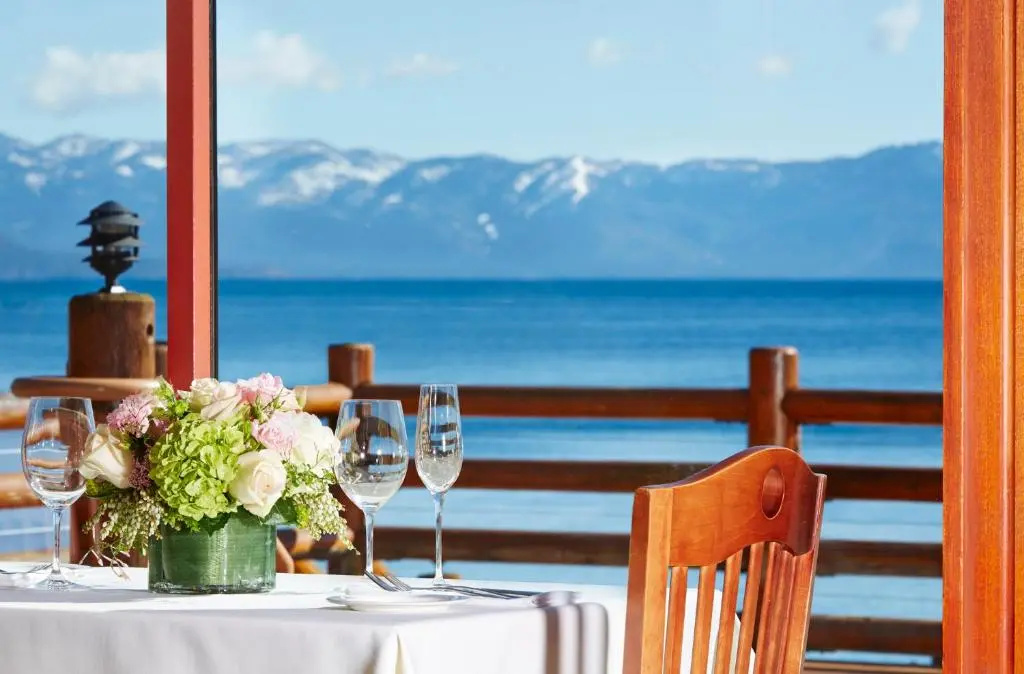 Sunnyside Restaurant & Lodge