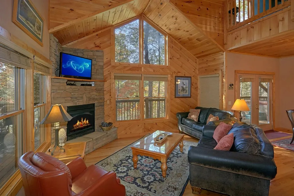Rustic Elegance 422 - Two Bedroom Cabin