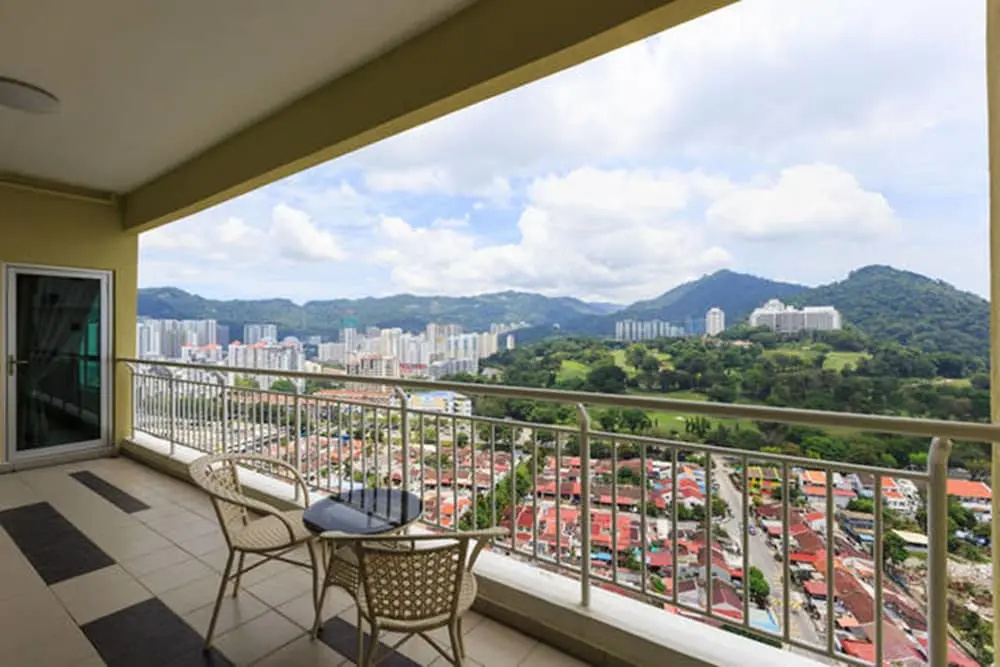 Sky Holiday Home - Golf View