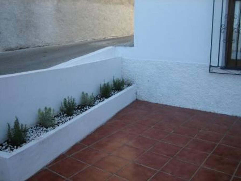 House With 3 Bedrooms in Almáchar, With Wonderful Mountain View, Furni