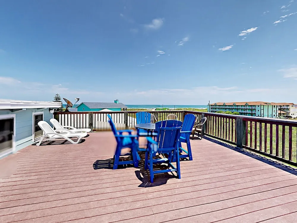 Cabinessence At La Playa - Two Bedroom Home