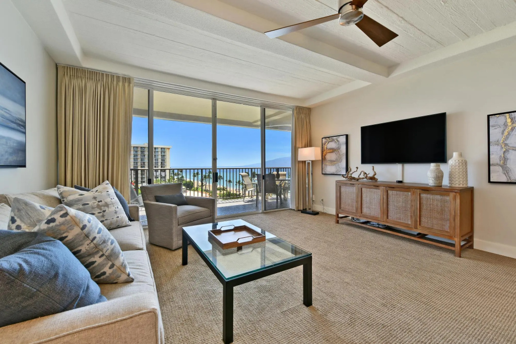 The Whaler Resort