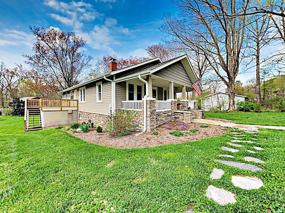 40 Fletcher - 3 Br Home