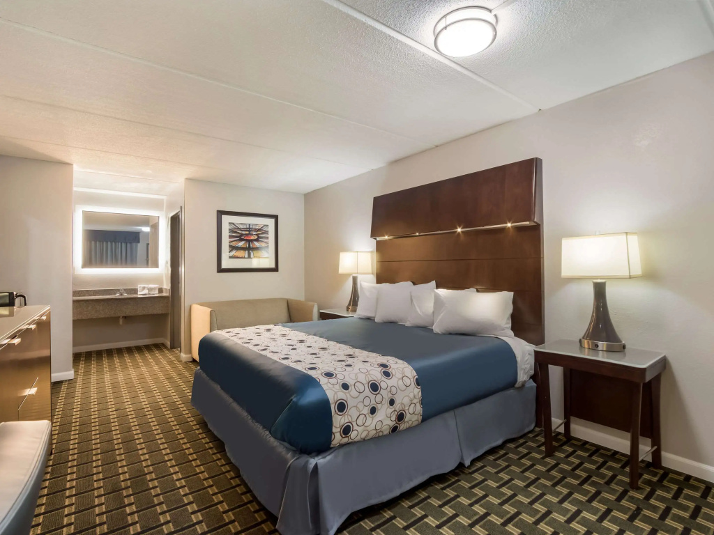 Rodeway Inn Greenwood