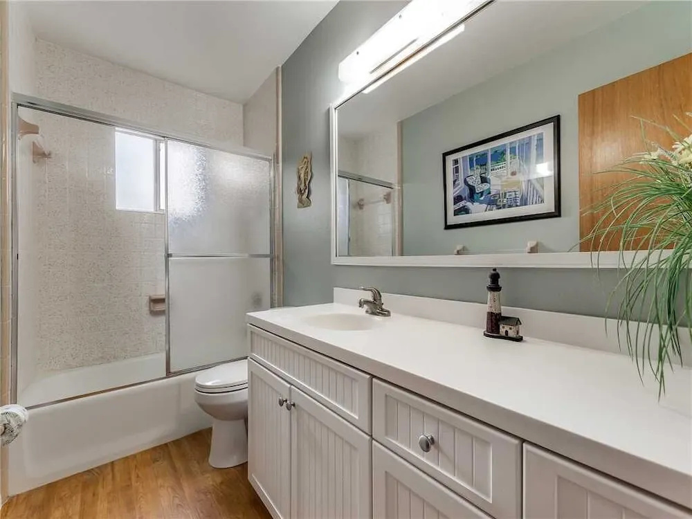Sea Horse Upper Level, 3 Bedrooms, Sleeps 10, Heated Pool, Pet Friendly