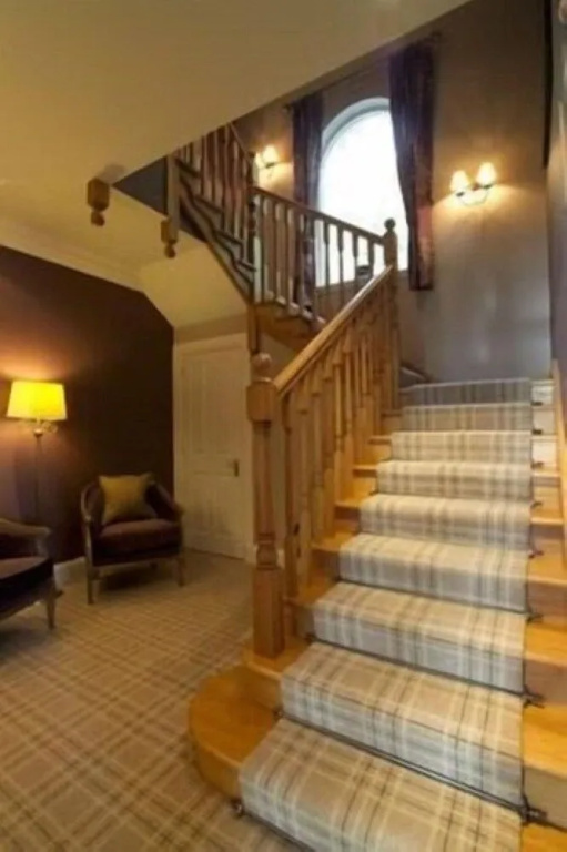 Loch Ness Lodge