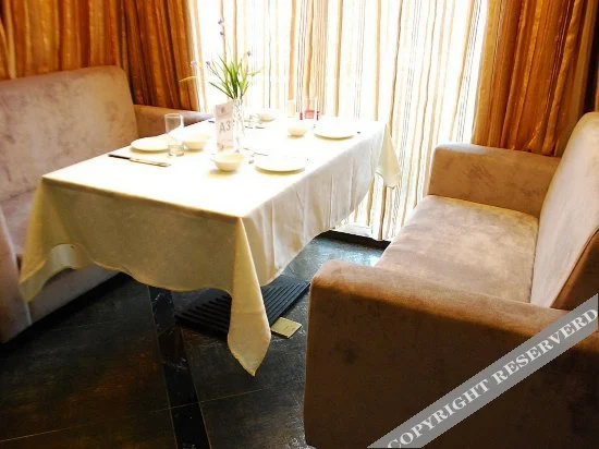 Yueju Hotel (Wuhan Xudong Friendship Avenue, Pin MAO Shop)