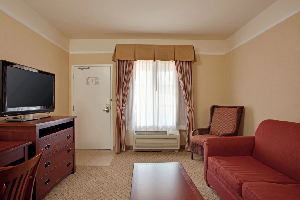 Holiday Inn Express Hotel & Suites San Dimas by IHG