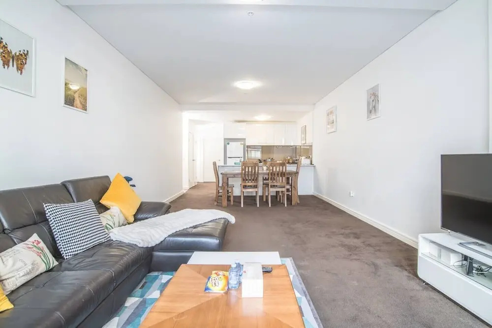 2bed2bath APT at Wolli Creek+P* Close to Airport