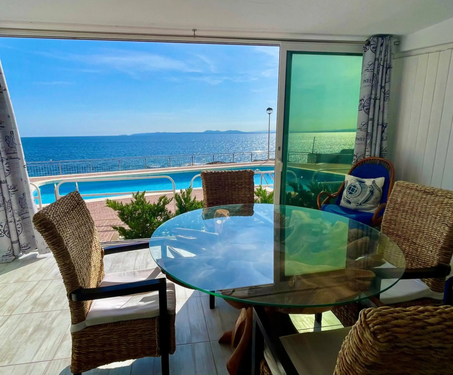 Magnifique appartement en front de mer, Caneylles