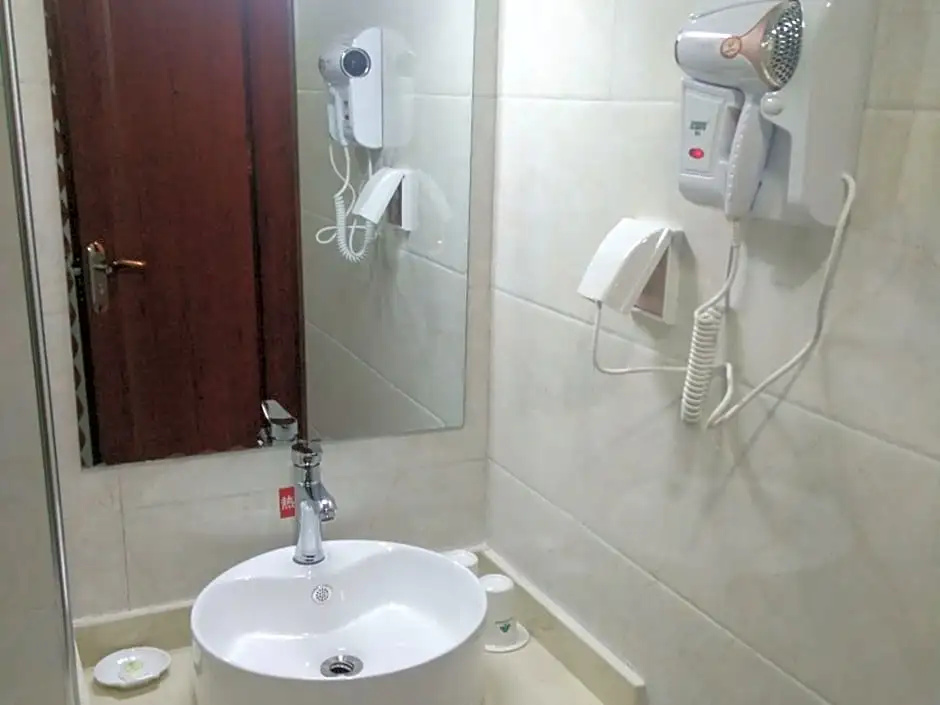 GreenTree Inn Xining Chengdong District Huangguang Yiwu Trade City Express Hotel