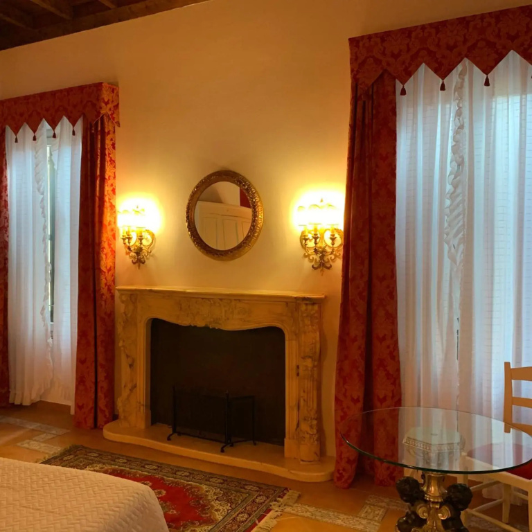 Princess Art Hotel