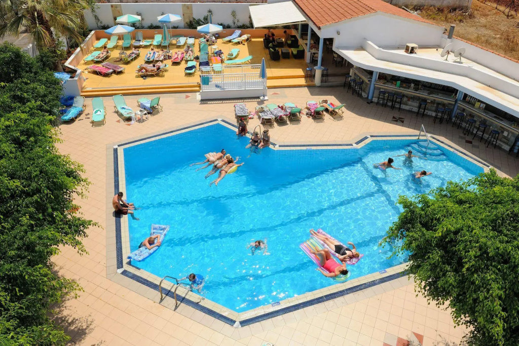 Melissa Apartments, Studios & Suites
