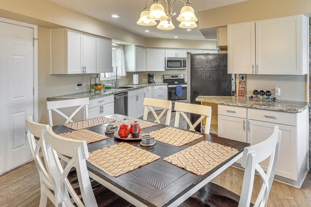 3 Mi to Lake Havasu Family Home with Game Room