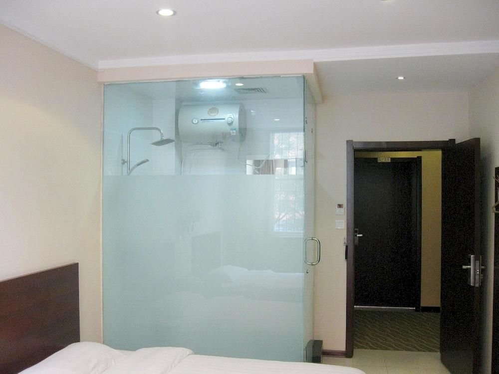 Huijia Business Hotel (Handan Wanda Plaza Melody City Branch)