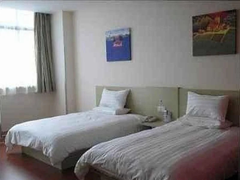 Ibis Wuxi Taihu Square Hotel