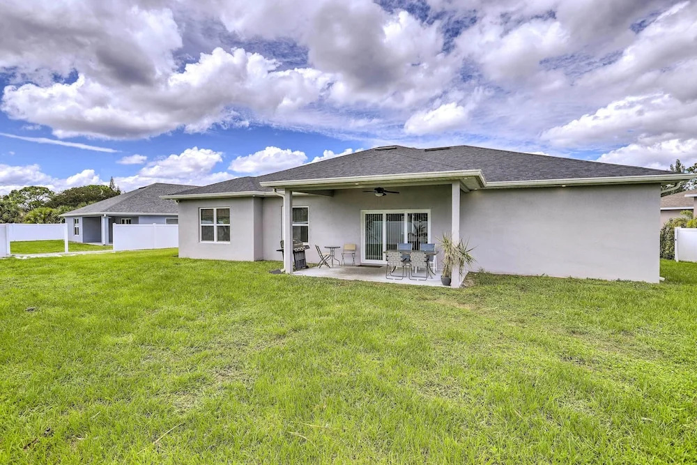 Palm Bay Home w/ Patio & Yard - 12 Mi to Beach!