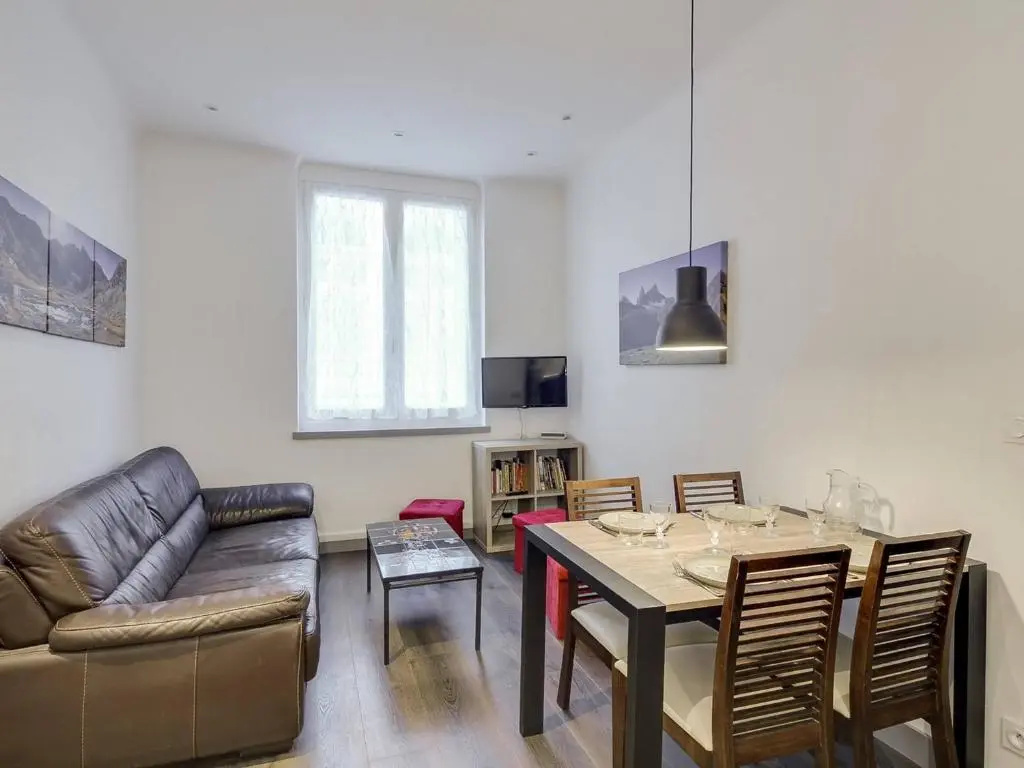 Appartement Cauterets, 4 Pièces, 6 Personnes - Fr-1-401-136