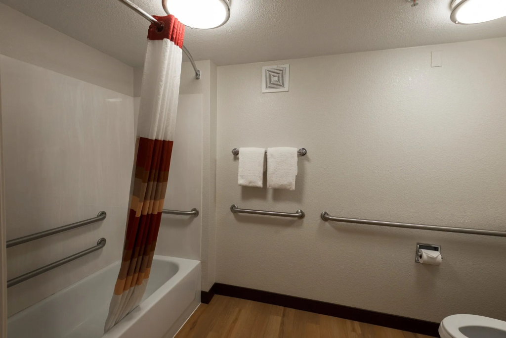 Red Roof Inn PLUS+ El Paso East